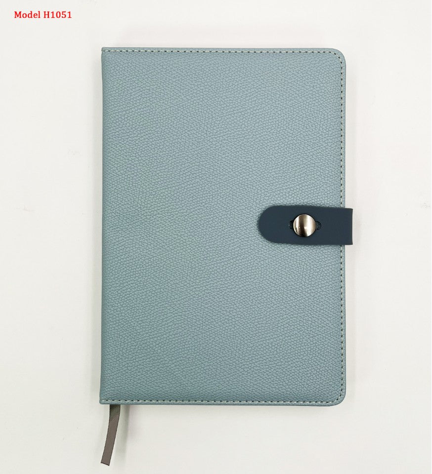 Metal Plate Signature A5 PU Leather Planner | Diary